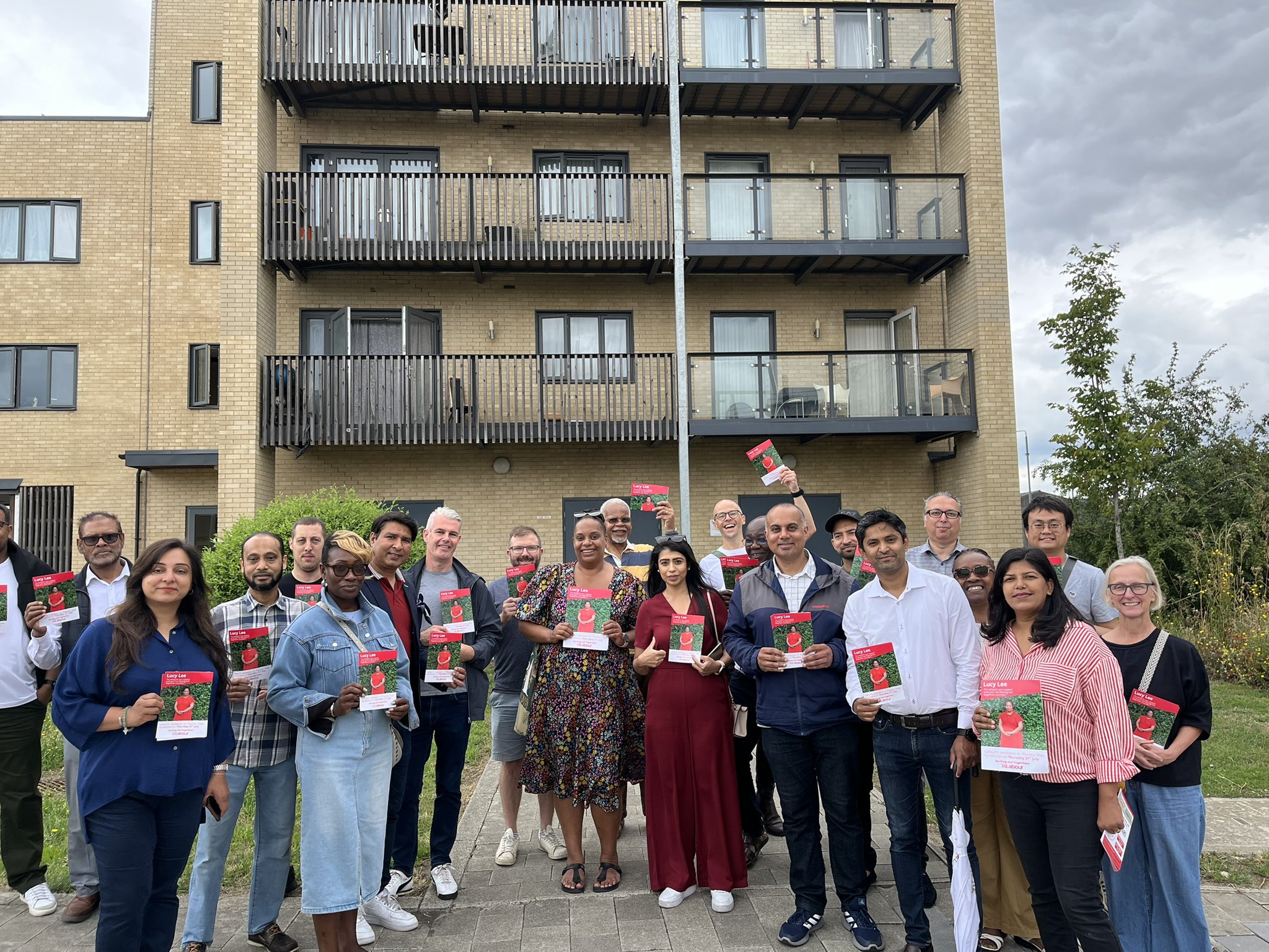 Campaigning in Thames View