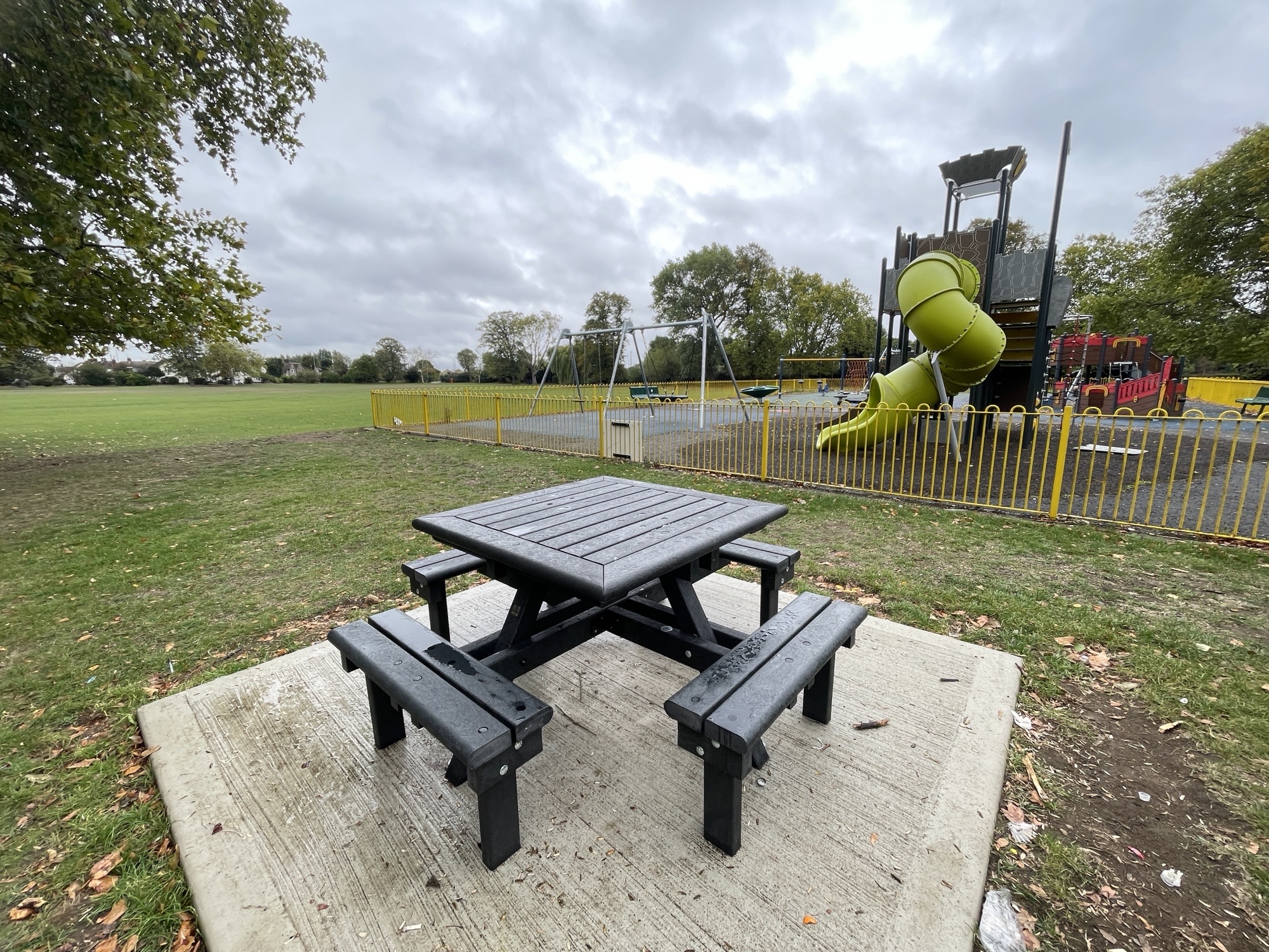 New Benches for Greatfields Park